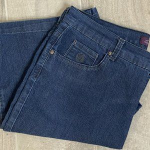 Ladies Shorts Size 14